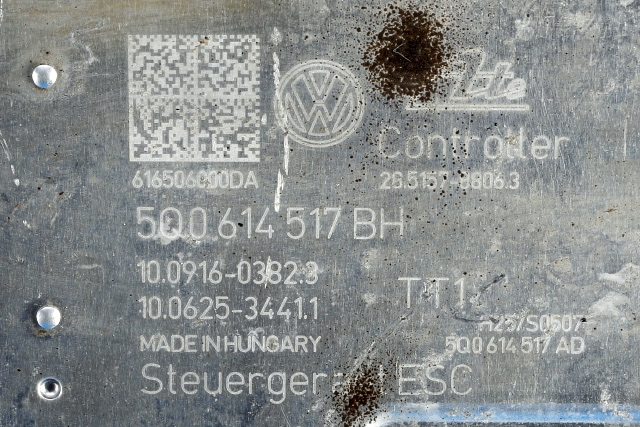 ABS sentral til VW Tiguan 2016-2020 (Type II, Fase 1)  (VAG|5Q0 614 517 BH|)