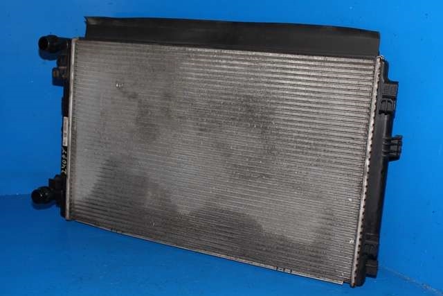 Radiator (manuell gir) til Audi Q2, 2016-->>  (VAG|5Q0 121 251 GD)