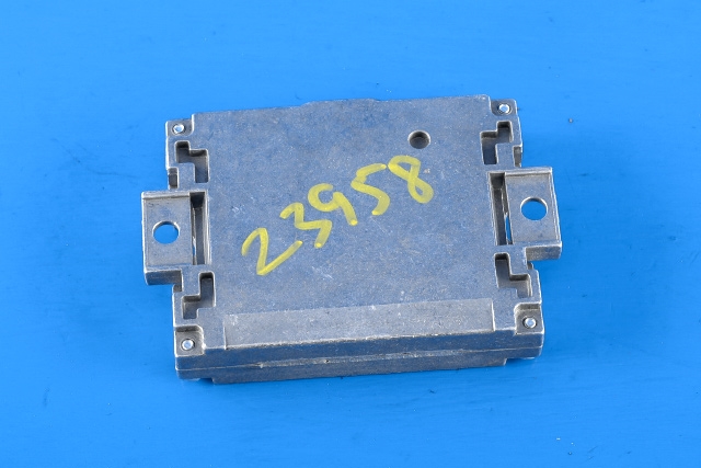 Antenne forsterker til Audi RS4 2018-->>  (VAG|4N0 035 456|)