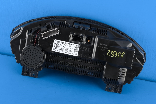 Instrumentpanel til Audi RS4 2018-->> (VAG|8W5 920 790 D|)