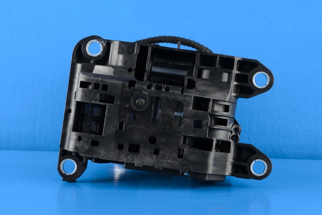 Girstang/girvelger automat til Audi RS4 2018-->>  (VAG|8W1 713 041 F|)