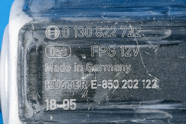 Bagasjerom diverse til Audi RS4 2018-->>  (VAG|8W9 863 560|)