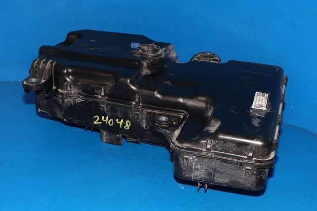 AdBlue tank til VW Transporter / Caravelle, 2019-->> (T6.1) (T6.1) (VAG|7E0 131 877 J)
