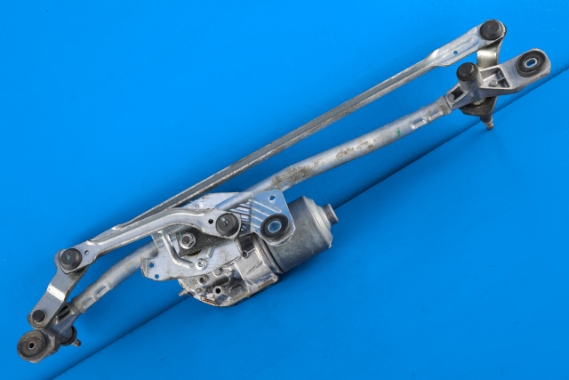 Viskermotor frontrute komplett m/overføring til Audi A7 2010-2014 (Type I, Fase 1) (VAG|4G1 955 023 A|)