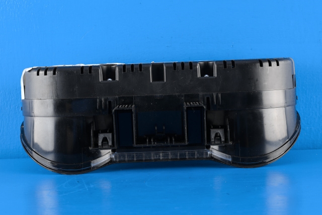 Instrumentpanel til VW Amarok 2010-2016 (Type I, Fase 1) (VAG|2H0 920 863 A|)
