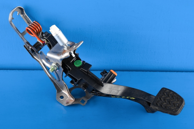 Pedal brems til Toyota Urban Cruiser, 2009-2014  