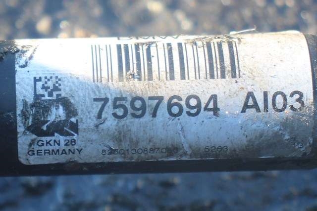 Drivaksel høyre foran, bensin/automat til BMW 1-Serie 2011-2015 (Fase 1) (F20/F21) (F20/F21) (BMW|7 597 694|)
