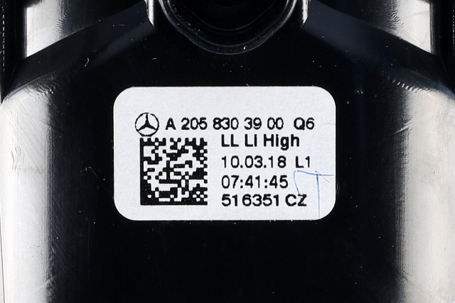 Dashbord friskluftdyse venstre til Mercedes GLC 2015-2022 (X253) (X253) (MERCEDES|A 205 830 39 00|)