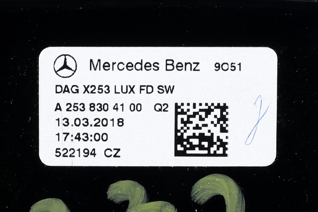 Dashbord friskluftdyse til Mercedes GLC 2015-2022 (X253) (X253) (MERCEDES|A 253 830 41 00|)
