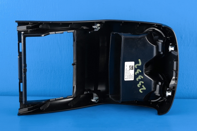 Dashbord friskluftdyse til Mercedes GLC 2015-2022 (X253) (X253) (MERCEDES|A 253 830 41 00|)