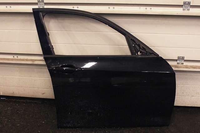 Dør høyre foran til BMW 1-Serie, 2011-2015 (Fase 1) (F20/F21) (F20/F21) 