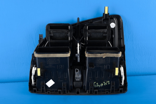 Dashbord friskluftdyse midtkonsoll til Toyota Avensis 2009-2015 (Type III, Fase 1)  