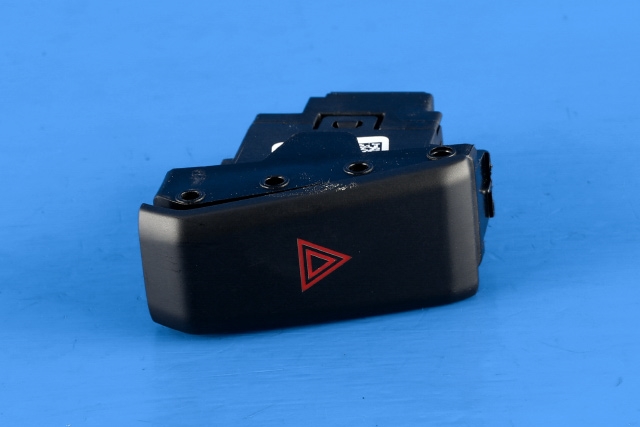 Bryter nødblink til Ford Mondeo, 2014-2019 (Type V, Fase 1)  (FORD|DG9T-13A350-ACW)