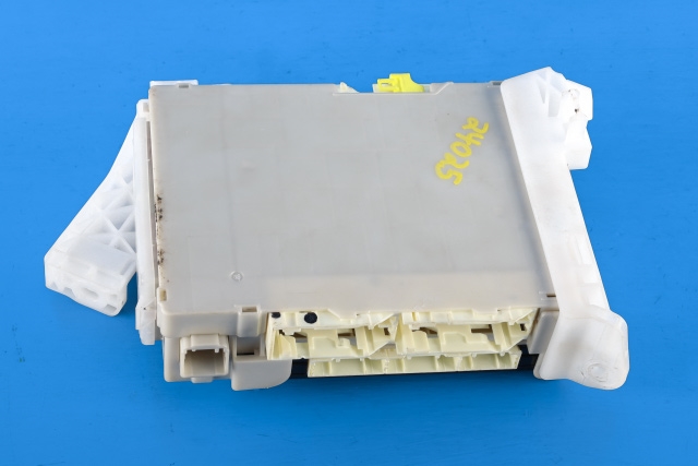 Styreenhet diverse til Toyota Prius +7 2012-2020 (Type III) (stasjonsvogn) (stasjonsvogn) (DENSO|238000-3281|89221-47241|)