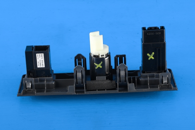 Bryter setevarme til Toyota Prius +7 2012-2020 (Type III) (stasjonsvogn) (stasjonsvogn)