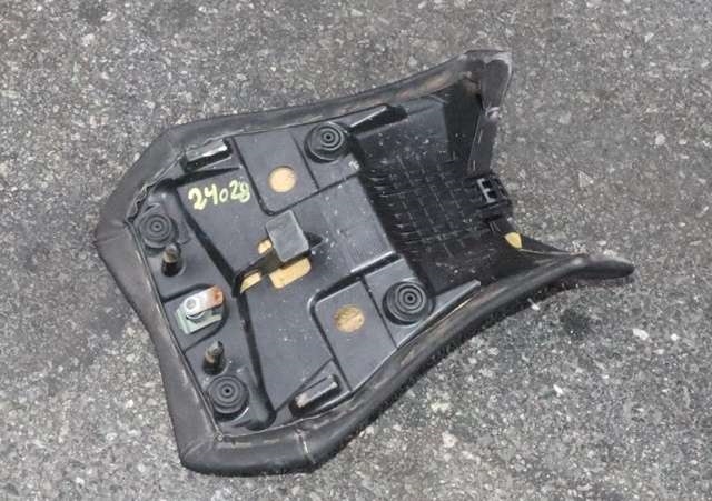 MC, Sal/sete, fremre til MC Yamaha YZF-R125 2008-2013