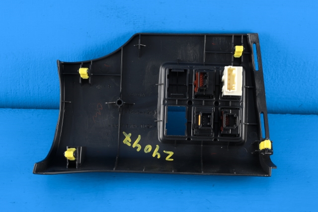 Bryter diverse til Toyota RAV4 2006-2009 (Type III, Fase 1)  