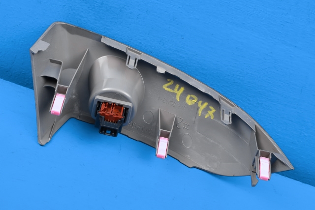 Bryter diverse til Toyota RAV4 2006-2009 (Type III, Fase 1)  