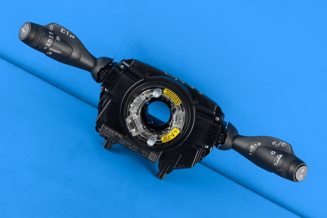 Bryter combi til Volvo XC60, 2017-->> (Type II)  (VOLVO|32266026)
