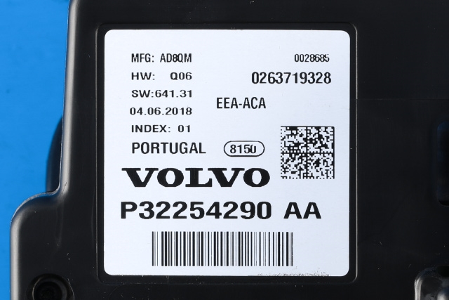 Instrumentpanel til Volvo XC60 2017-->> (Type II) (VOLVO|P32254290|)
