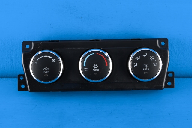 Varmeapparat betjening til Dodge RAM, 2009-2018 (Type IV)  (DODGE|55111290 AD)