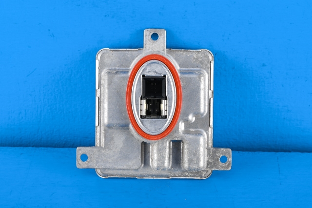 Styreenhet xenon/ballast til BMW 1-Serie, 2011-2015 (Fase 1) (F20/F21) (F20/F21) (BMW|7 318 327)