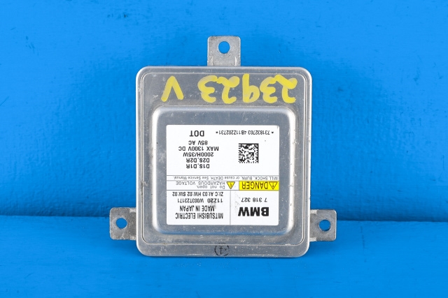 Styreenhet xenon/ballast til BMW 1-Serie 2011-2015 (Fase 1) (F20/F21) (F20/F21) (BMW|7 318 327|)