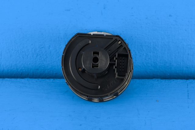 Bryter lys til VW Polo 2014-2017 (Type V, Fase 2) (VAG|5G0 941 431 AF|)
