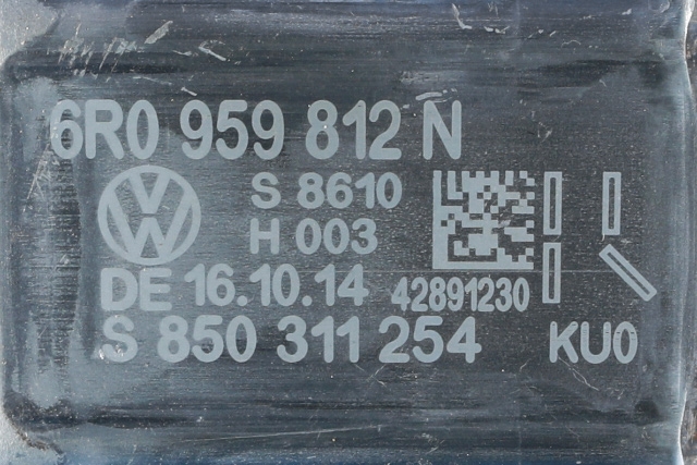 Ruteheis høyre bak til VW Polo 2014-2017 (Type V, Fase 2)  (VAG|6R0 959 812 N|)
