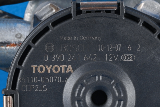 Viskermotor frontrute komplett m/overføring til Toyota Avensis 2009-2015 (Type III, Fase 1) (BOSCH|0 390 241 642|85110-05070-A|)