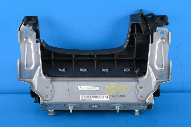 Airbag kne til Mitsubishi Outlander 2015-->> (Type III, Fase 2)