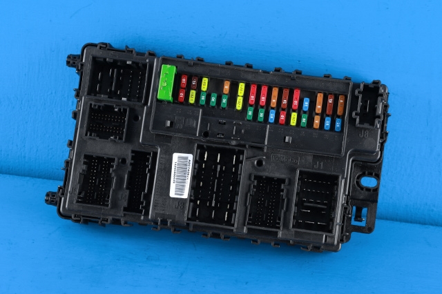 Styreenhet comfort (BCM) til Ford Mondeo, 2014-2019 (Type V, Fase 1)  (FORD|FU5T-15604-BAJ)