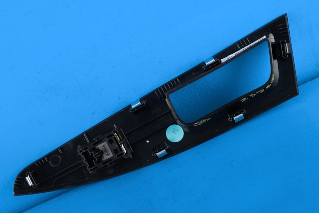 Bryter ruteheis til Ford Mondeo 2014-2019 (Type V, Fase 1) (FORD|DG9T-14529-AAW|)