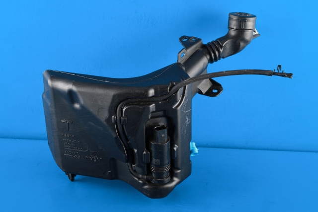 Spylertank foran til Tesla Model 3 2018-2023 (Fase 1)  (TESLA|1096062-00-G|)