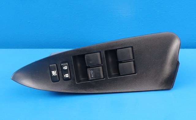 Bryter ruteheis førerdørspanel til Toyota RAV4 2009-2013 (Type III, Fase 2)