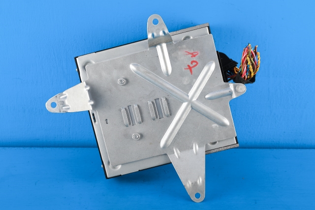 Bilstereo forsterker til BMW X3 2007-2010 (Fase 2) (E83) (E83) (BMW|9 143 150|)