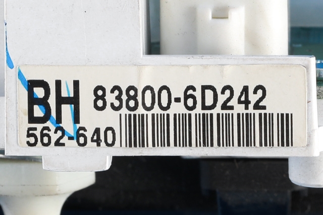 Instrumentpanel til Toyota Land Cruiser 120 2002-2009 (TOYOTA|83800-6D242|)