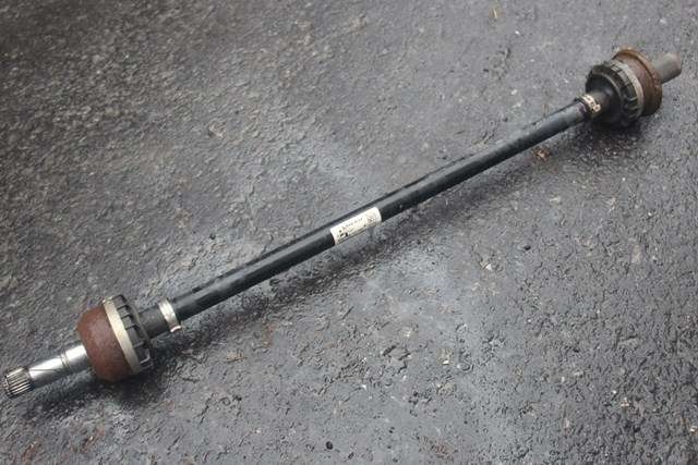 Drivaksel høyre bak, diesel/automat til Volvo V60 / V60 CC, 2018-->> (Type II) (VOLVO|P31492051)