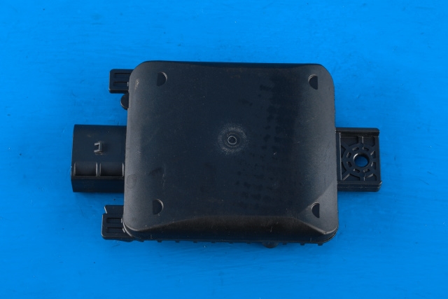 Sensor radar til Audi Q4 e-tron 2021-->>  (VAG|2Q0 907 686 E|)