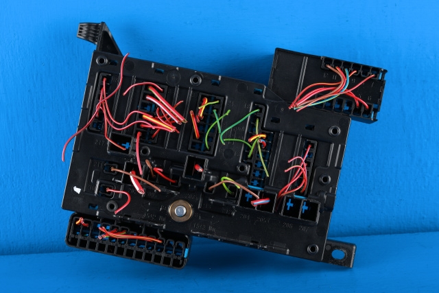 Sikringsboks til BMW i3 2013-2022 (BMW|9 270 355|)
