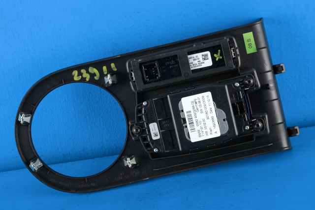 Bilstereo navigasjon betjeningspanel til BMW i3 2013-2022 (BMW|9 320 288|)