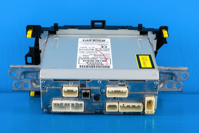 Bilstereo navigasjon til Toyota Yaris 2012-2014 (Type III, Fase 1)  (TOYOTA|86140-0D010|)