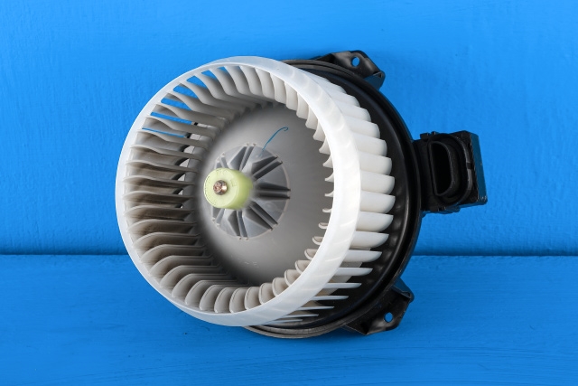 Varmeapparat motor til Toyota Yaris, 2012-2014 (Type III, Fase 1)