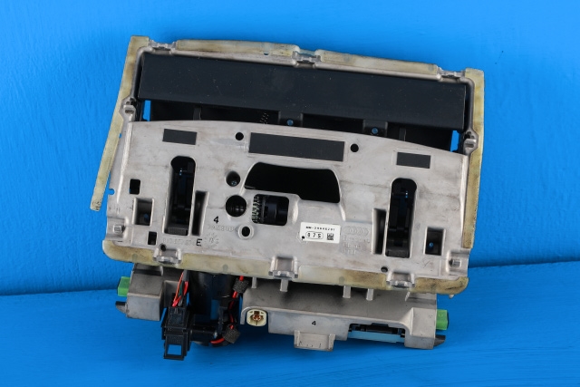 Bilstereo navigasjon til Audi A3 2012-2016 (Type III, Fase 1)  (VAG|8V0 857 273 M|)