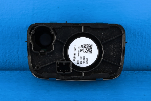 Bryter lys til Audi A3 2012-2016 (Type III, Fase 1) (VAG|8V0 941 531 L|)