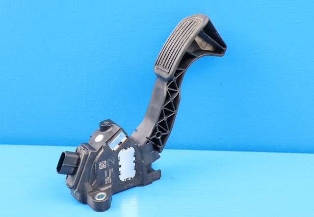 Pedal gass til Toyota Auris, 2013-2015 (Type II, Fase 1)  (TOYOTA|78110-02120)