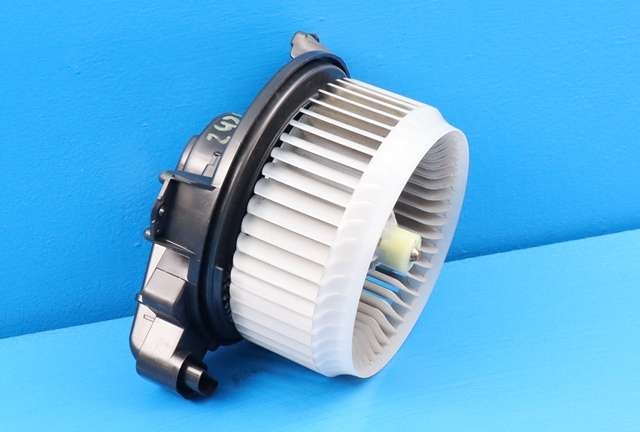 Varmeapparat motor til Toyota Auris, 2013-2015 (Type II, Fase 1)  (DENSO|272700-8084)