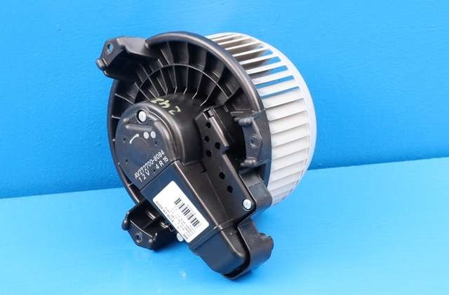 Varmeapparat motor til Toyota Auris 2013-2015 (Type II, Fase 1) (DENSO|272700-8084|)