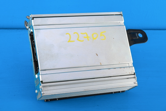 Bilstereo forsterker til Opel Astra J, 2010-2015  (GM|13 376 392)