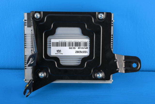 Bilstereo forsterker til Opel Astra J 2010-2015  (GM|13 376 392|)